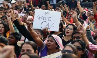 स्यान्टियागोमा महिलावादीहरुको प्रदर्शन