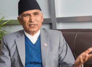 ईसिडी शिक्षक र विद्यालय कर्मचारीको तलब बढाउन  शिक्षा मन्त्रालयले आग्रह गरे पछि अर्थमन्त्री सकरात्मक