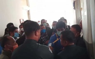 माउन्टेन टेलिभिजनका संवाददाता खगेन्द्र घिमिरेमाथि निर्घात कुटपिट