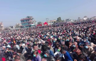 सुधार्न सक्छु भनेर प्रचण्डलाई ल्याएको तर आफै बाङ्गिए भन्दै ओलीले थपे माधव भन्दा म दश वर्ष सिनियर 