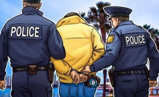 आफ्नै बिद्यार्थीलाई यौन प्रस्ताब राखे पछि प्राध्यापकलाई प्रहरीले लगायो हत्कडी, यस्तो छ नालीबेली 