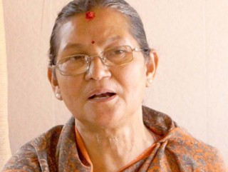 जब्बर तानाशाह कसरी कमरेड हुनसक्छ भन्दै ओली माथी अष्टलक्ष्मीले लगाईन धारेहात 
