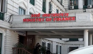 चालु आर्थिक वर्षको ६ महिना बित्दा पनि सरकारले लिन सकेन लय, के-के मा पछारियो ?