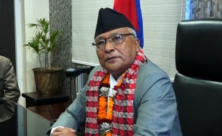 नागरिकको जीवनरक्षाका लागि सरकार प्रतिबद्ध छ  : मन्त्री श्रेष्ठ