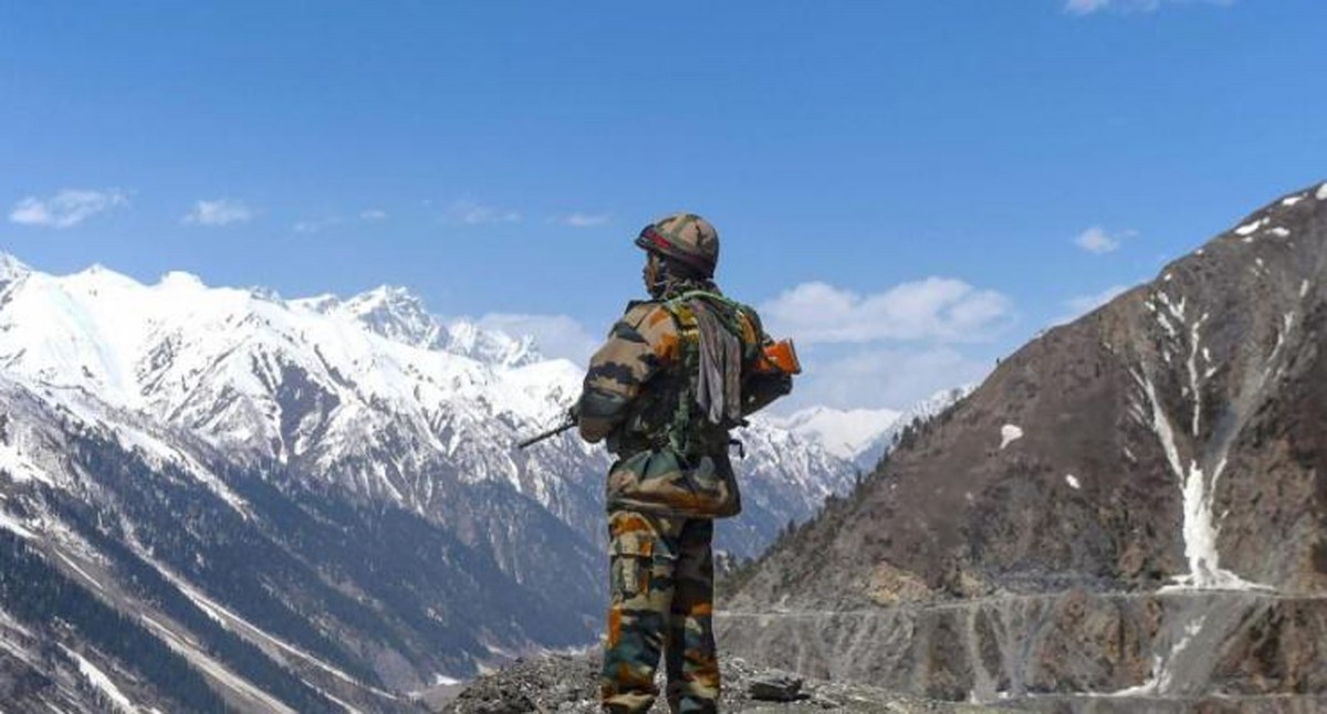 सिक्किम क्षेत्रमा भारत र चीनबीच झडप : चार भारतीय र २० चिनियाँ सैनिक घाइते