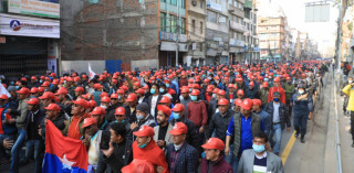 ओलीको नेकपाले मार्चपास गरेपछि प्रचण्ड-माधवको नेकपाको बन्द सुस्तायो, ५ नबज्दै खुल्यो बन्द 