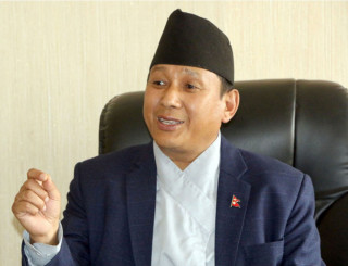 नेपाल टेलिकमलाई व्यावसायिक र प्रतिस्पर्धी बनाउन सञ्चारमन्त्रीकाे निर्देशन