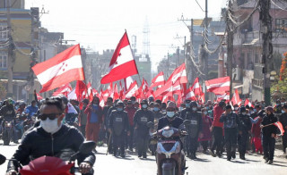 ससंद विघटनविरुद्ध काँग्रेसले देशभर विरोध प्रदर्शन गर्दै