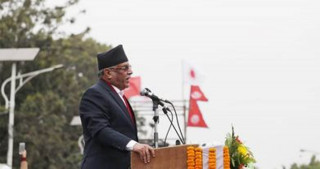 ओलीका काइते कुरापछि निर्वाचन आयोगले खराब लक्षण देखाएको प्रचण्डले गरे ठहर,भने- ‘कुर्सीको छैन रहर’ 