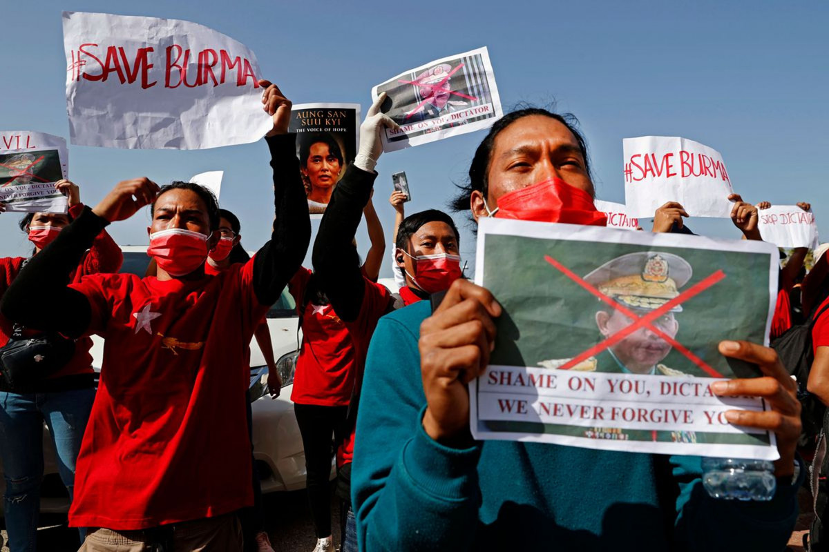 म्यानमारमा आन्दोलन चर्किँदै, दुई प्रदर्शनकारीको मृत्यु