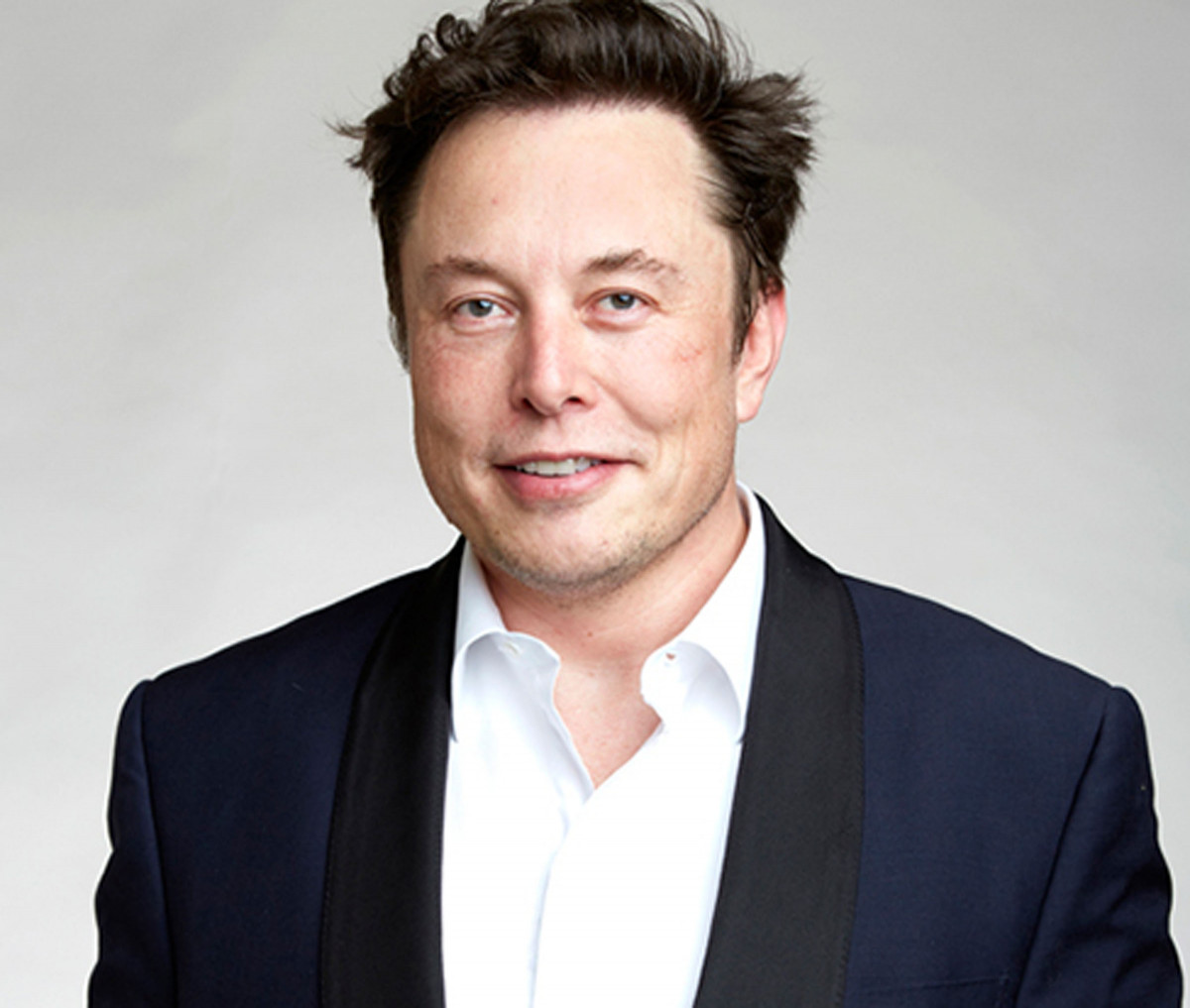टेस्लाका अधिकृत एलन मस्क संसारकै धनी व्यक्ति बन्न सफल भए