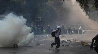 म्यानमार प्रदर्शन : थप ३८ प्रदर्शनकारी मारिए, चिनियाँ व्यवसाय लक्षित आक्रमण बढ्यो