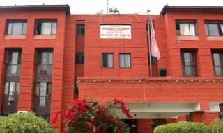 स्वास्थ्य मन्त्रालयले भन्यो- थप  ५० लाख कोभिशिल्ड खोप किन्ने अवस्था छैन