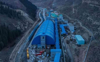 चीनको  एक कोइला खानीमा पानी भरिँदा फसे २१ कामदार