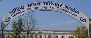 कोरोनाबाट उत्पन्न सबै असरको सम्बोधन गर्न सरकारलाई आयोगको आग्रह
