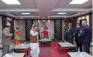सकियो ठाकुर महतोले बालुवाटारमा ओलीसँग गरेको छलफल, यस्तो भयोे निर्णय
