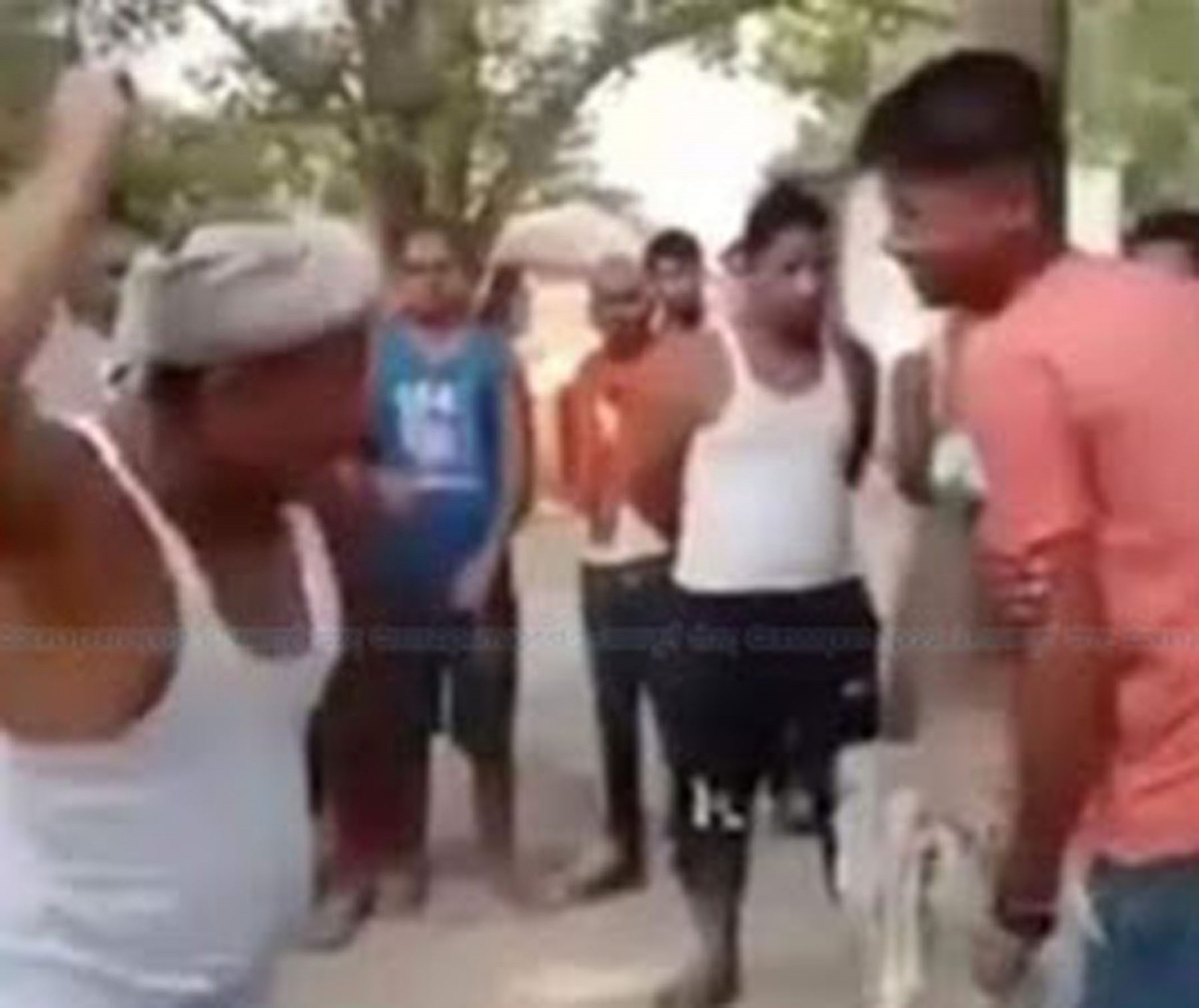 प्रेमपत्र पठाएको आरोपमा एक युवकमाथि निर्घात कुटपिट
