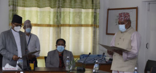 राष्ट्रिय सभाका नवनिर्वाचित सदस्य पाण्डेले लिए पद तथा गोपनीयताको शपथ