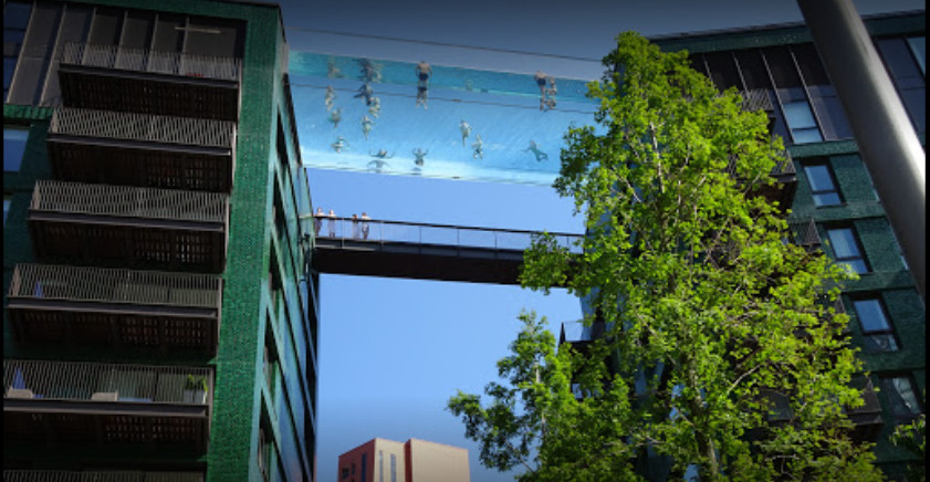 आजदेखि खुल्यो दुई अपार्टमेन्टको बीचमा बनाइएको स्वीमिङ पुल