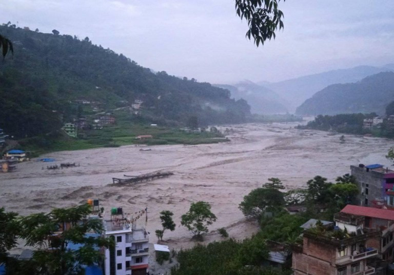 देशभर बाढीपहिरोको खतरा बढीरहँदा मौसम पूर्वानुमान महाशाखाले दियो यस्तो चेतावनी