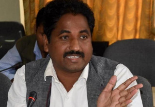 प्रभु साह एमालेमा बस्न नचाहेपछि....