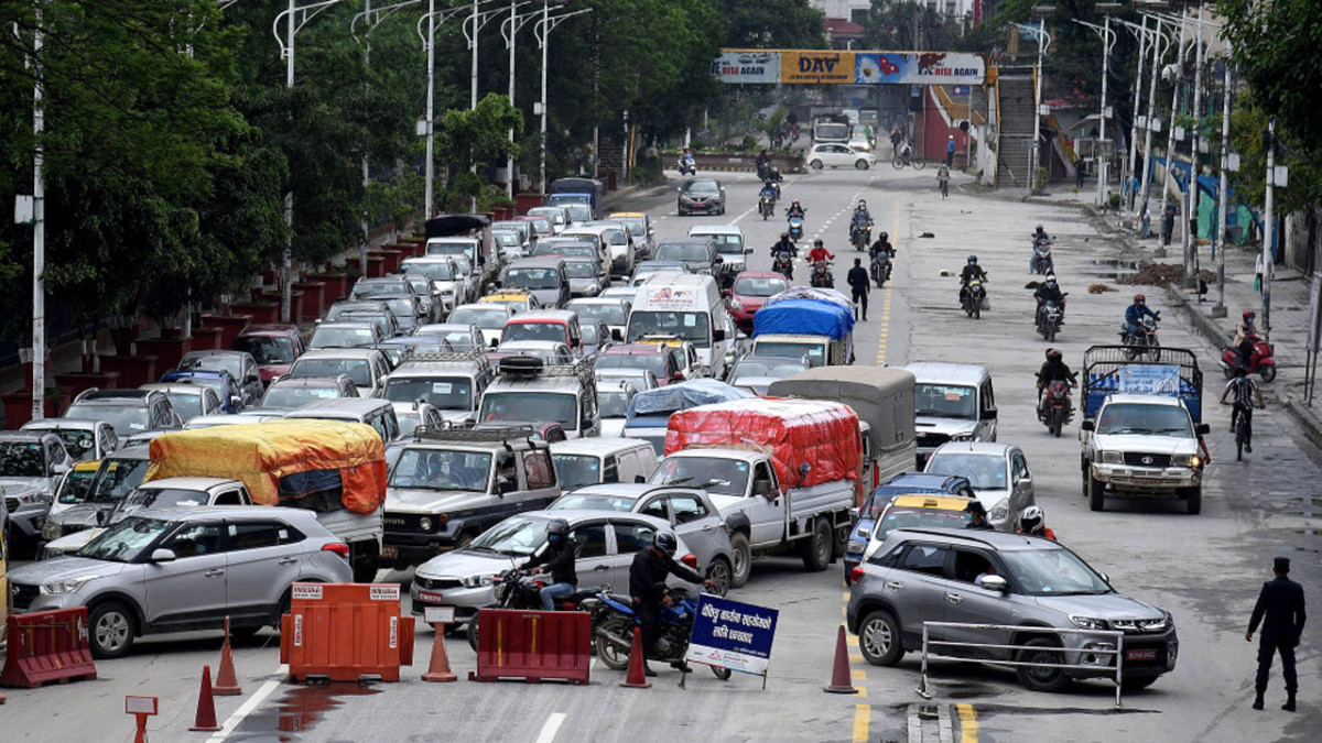 बागमतीमा सार्वजनिक सवारीको भाडा आजदेखि बढ्‍यो, उपत्यकामा न्यूनमत १८ रुपैयाँ