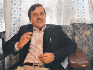 लोकसेवा आयोगका पूर्व अध्यक्ष मैनाली भन्छन- अक्षमहरूको आश्रयस्थल होइन निजामती सेवा