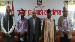 पदमुक्त भएका प्रदेश प्रमुख यादवलाई लुम्बिनी सरकारले गर्‍यो बिदाइ