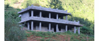 जिल्ला प्रशासन कार्यालयको भवन निर्माण नौ वर्षदेखि अलपत्र