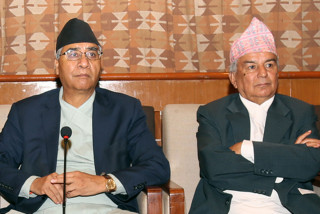 कांग्रेस पालिका अधिवेशन : देउवा र पौडेलको पर्यो कडा टक्कर, सात प्रदेशमा कुन पक्षका कति ?