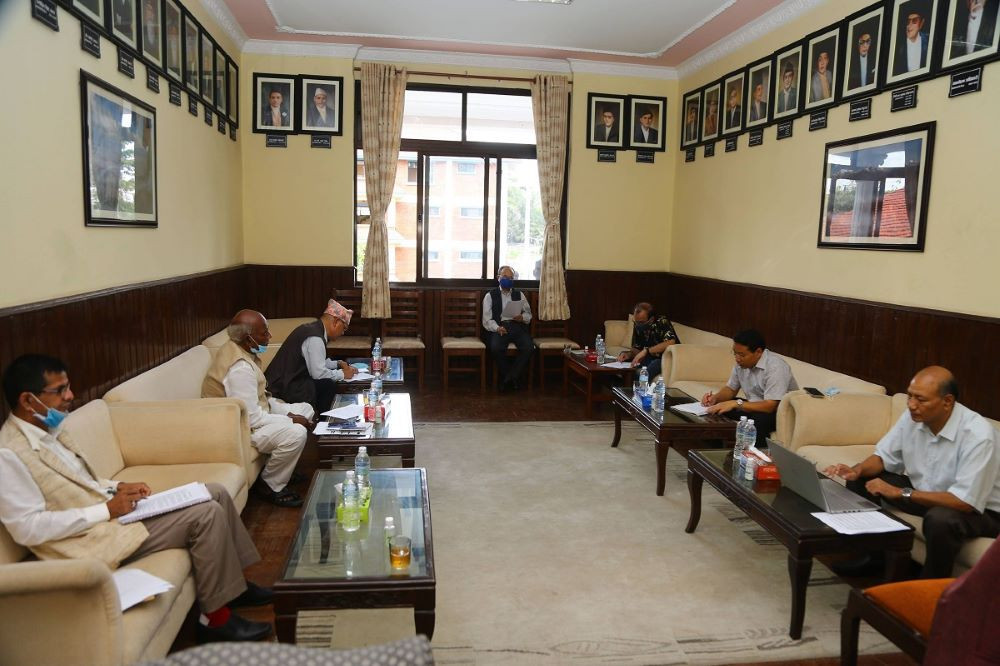 सत्तारुढ गठबन्धन कार्यदलको बैठक जारी, के विषयमा हुँदैछ छलफल ?