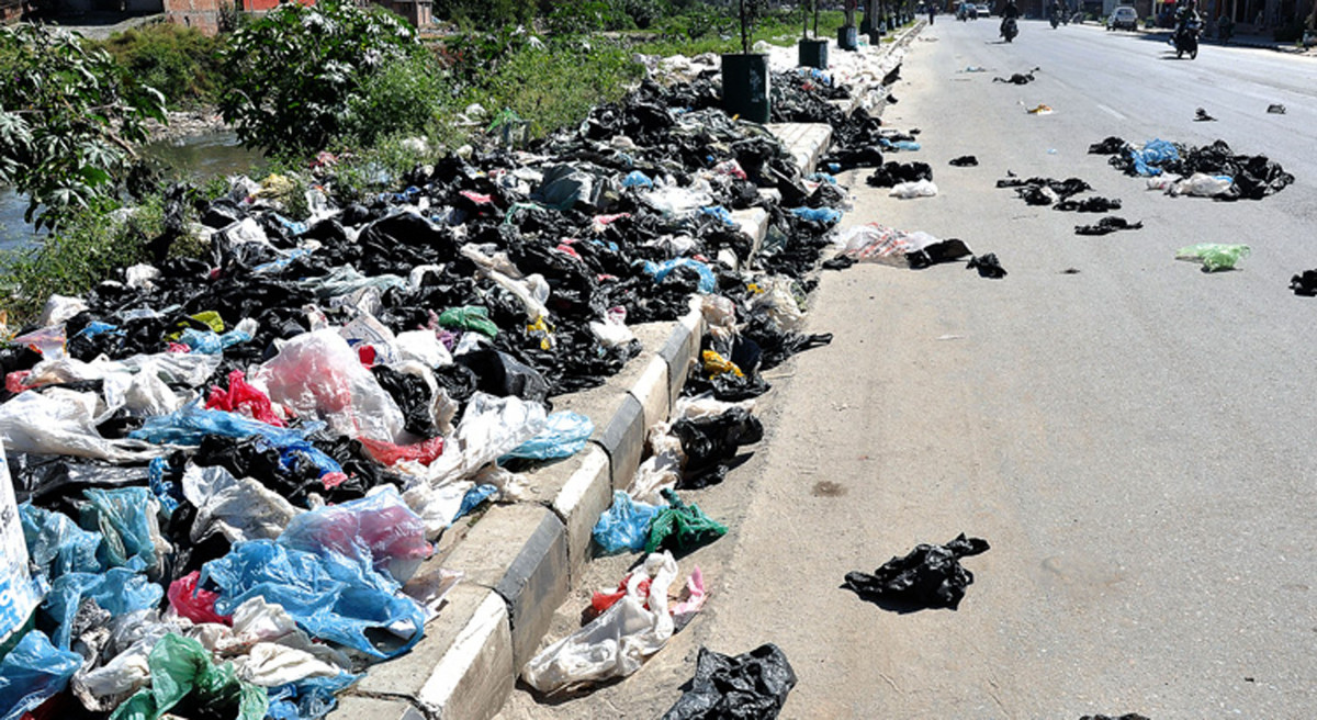 यी हुन् विश्वका सर्वाधिक प्लास्टिक प्रदूषण गर्ने १० कम्पनीहरू!