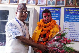 यसरी पढ्थे एमबीबीएस प्रवेश परीक्षामा सर्वोत्कृष्ट भएका आशिक झा,कसरी भयो सम्भव ?