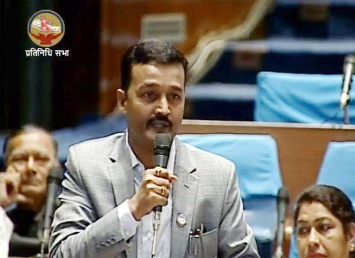 प्रधानमन्त्री देउवालाई हेप्ने, घोच्नेलाई नागरिकले  माफी दिने छैनन् : सांसद यादव