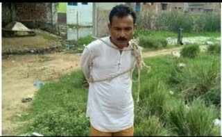 चार वर्षसम्म पनि एउटै विकास नगरेको भन्दै वडाध्यक्षलाई पोलमा बाँधेर स्थानीयले गरे कारबाही