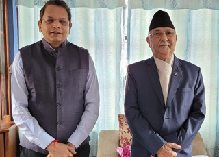 बीजेपी नेता चौथाइवा र एमाले अध्यक्ष ओलीबीच भेटवार्ता, के भयो कुराकानी ?