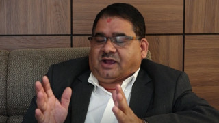 नेप्सका सिइओ साउदले पत्रकार सम्मेलन गर्दै