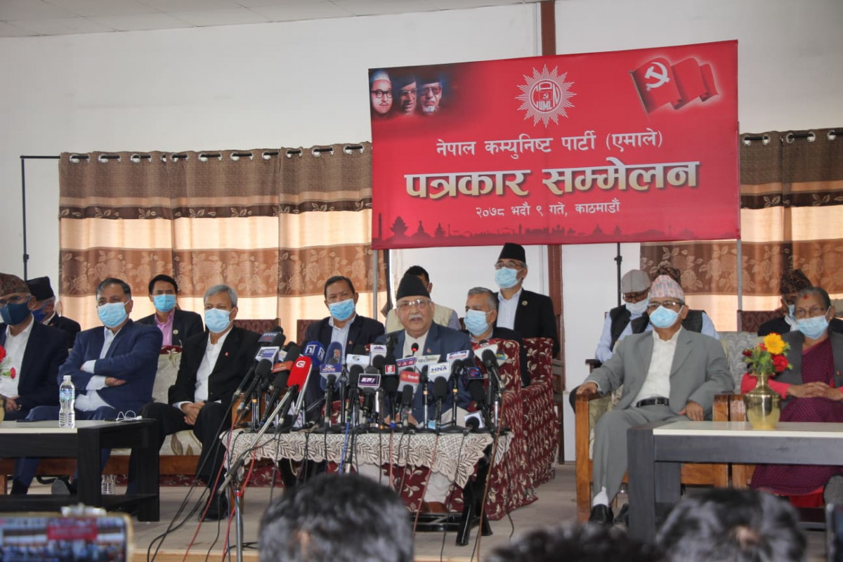 एमाले विभाजनमा सरकार र सभामुख नै लागे, यस्ता छन् एमाले अध्यक्ष ओलीले जारी गरेको वक्तव्यको मुख्य ८ बुँदा