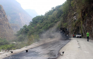 बेनी–जोमसोम क्षेत्रका संरचनाको क्षतिपूर्ति वितरण सुरु, कुन क्षेत्रमा कति ?