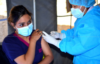 हालसम्म नेपालमा कतिले लगाए कोरोनाविरुद्धको खोप