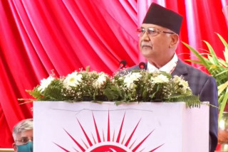 थकित कार्यकर्ता, आरोपित नेता, दिकदार जनता