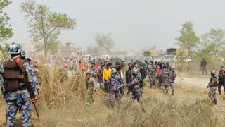 मोतीपुर घटनामा घाइते ४ सुरक्षाकर्मीलाई उपचारका लागि काठमाडौं ल्याइयो