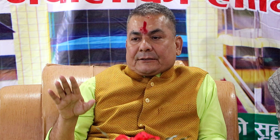 दुर्गा प्रसाईं औपचारिक रुपमा एमालेमा प्रवेश