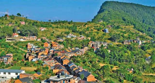 पूर्वाधार निर्माणमा जोड दिँदै बन्दीपुर