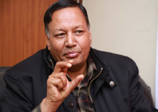 स्वतन्त्र प्रेसका लागि सरकार प्रतिबद्ध : शिक्षामन्त्री पौडेल