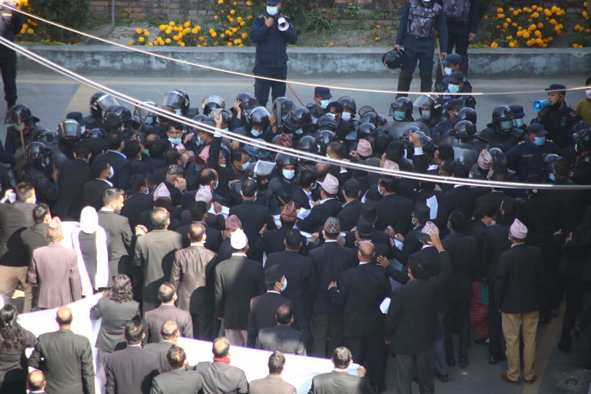 प्रधानन्यायाधीश राणाविरुद्धको आन्दोलन : कसले के भने ?