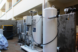 १० स्वास्थ्यचौकीलाई अक्सिजन कन्सन्ट्रेसन उपकरण प्रदान 