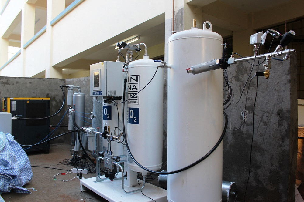 १० स्वास्थ्यचौकीलाई अक्सिजन कन्सन्ट्रेसन उपकरण प्रदान 