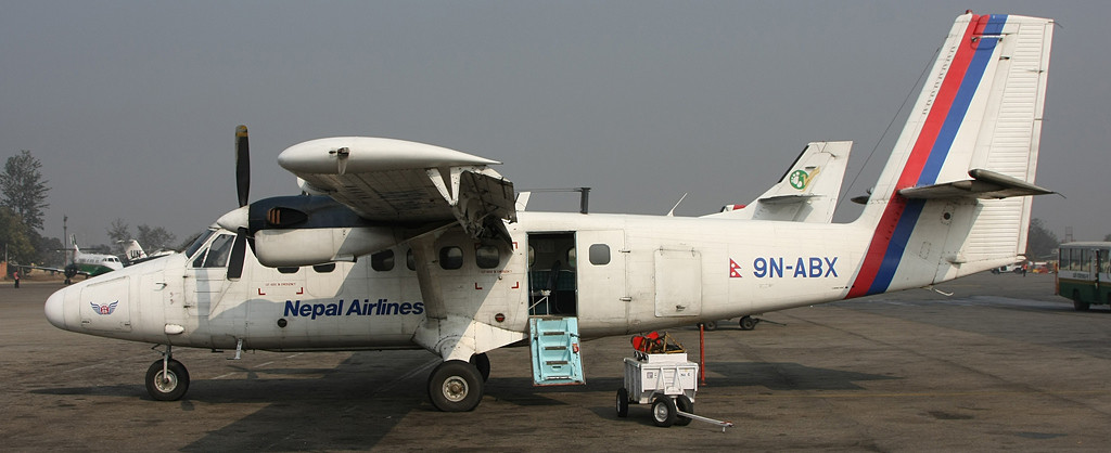 रुकुम उडेको जहाज पाइलटले ड्युटी सकियो भन्दै  नेपालगञ्जमै अवतरण गराए