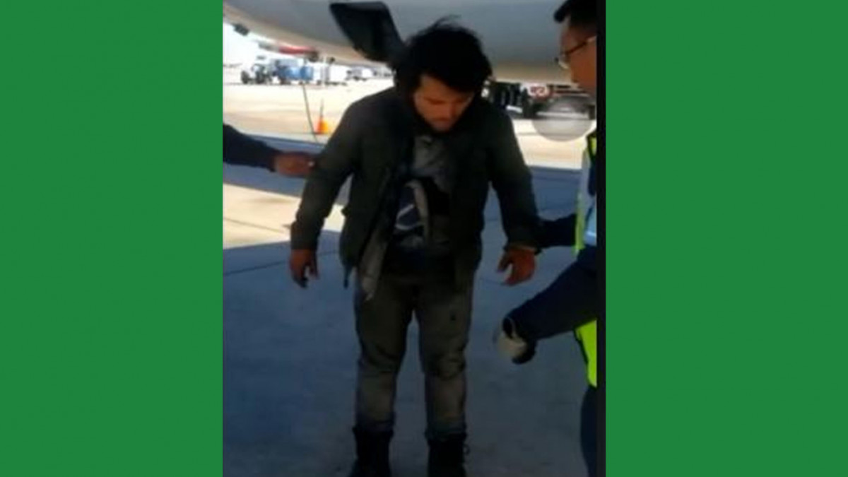 विमानको ल्यान्डिङ गियरमा लुकेर ग्वाटेमालाबाट अमेरिका पुगे यी युवक